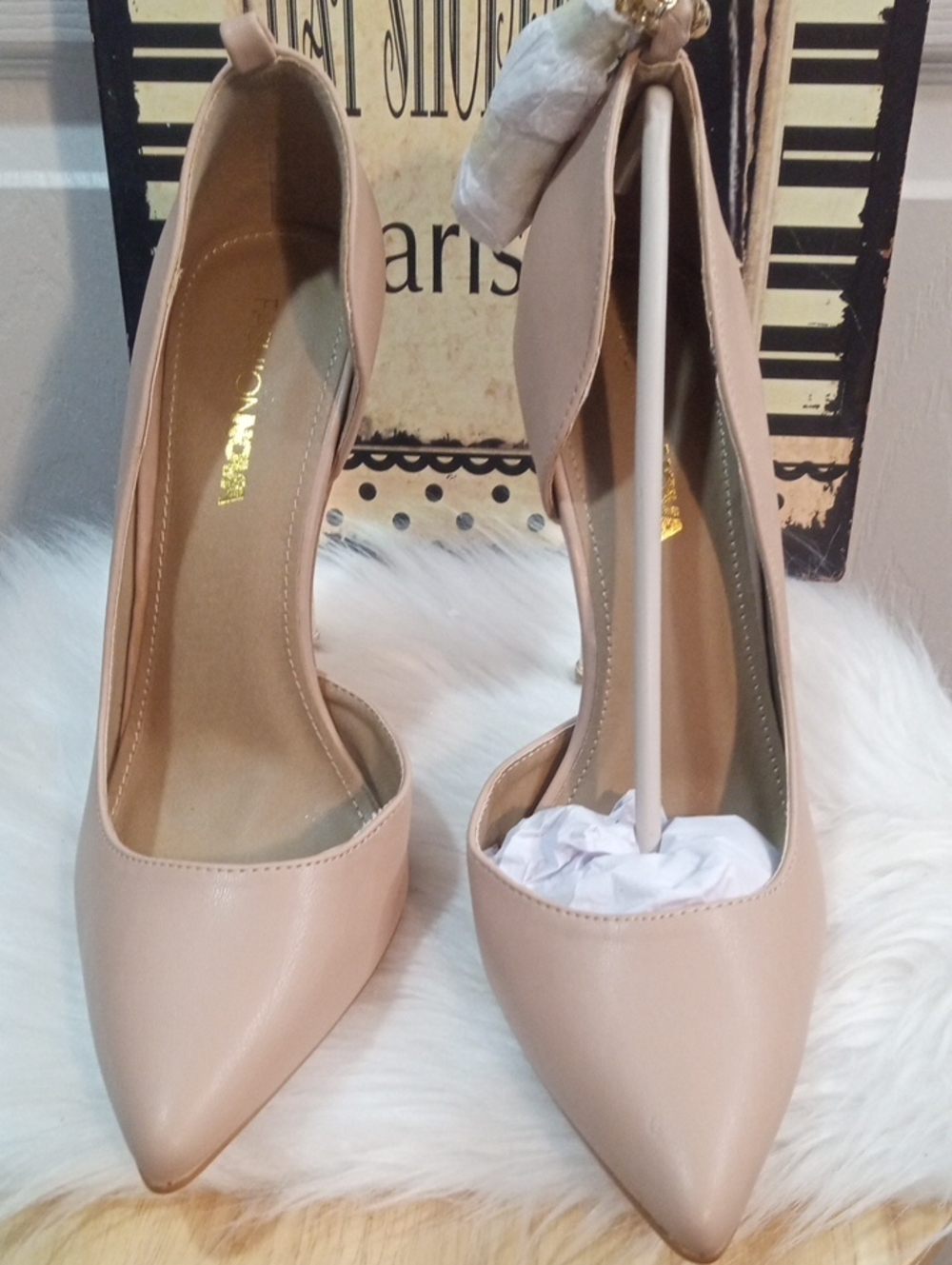 FASHION NOVA STILETO HEELS - Picture 2 of 12